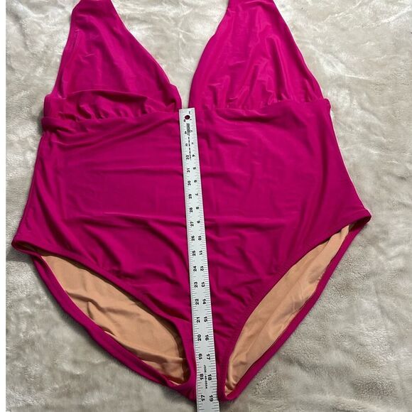 J.Crew One Piece Swimsuit Women's Plus 24 Fuchsia Pink V-Neck Sleeveless NWT - Picture 9 of 10